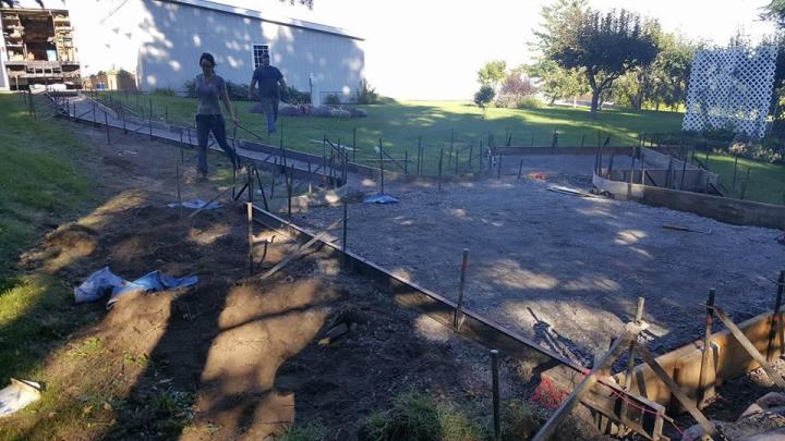 Coffrage béton extérieur commercial Sainte-Clotilde